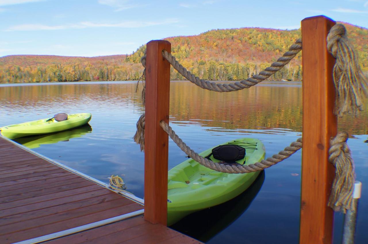 Motel Ours Bleu Lac-Saguay Bagian luar foto